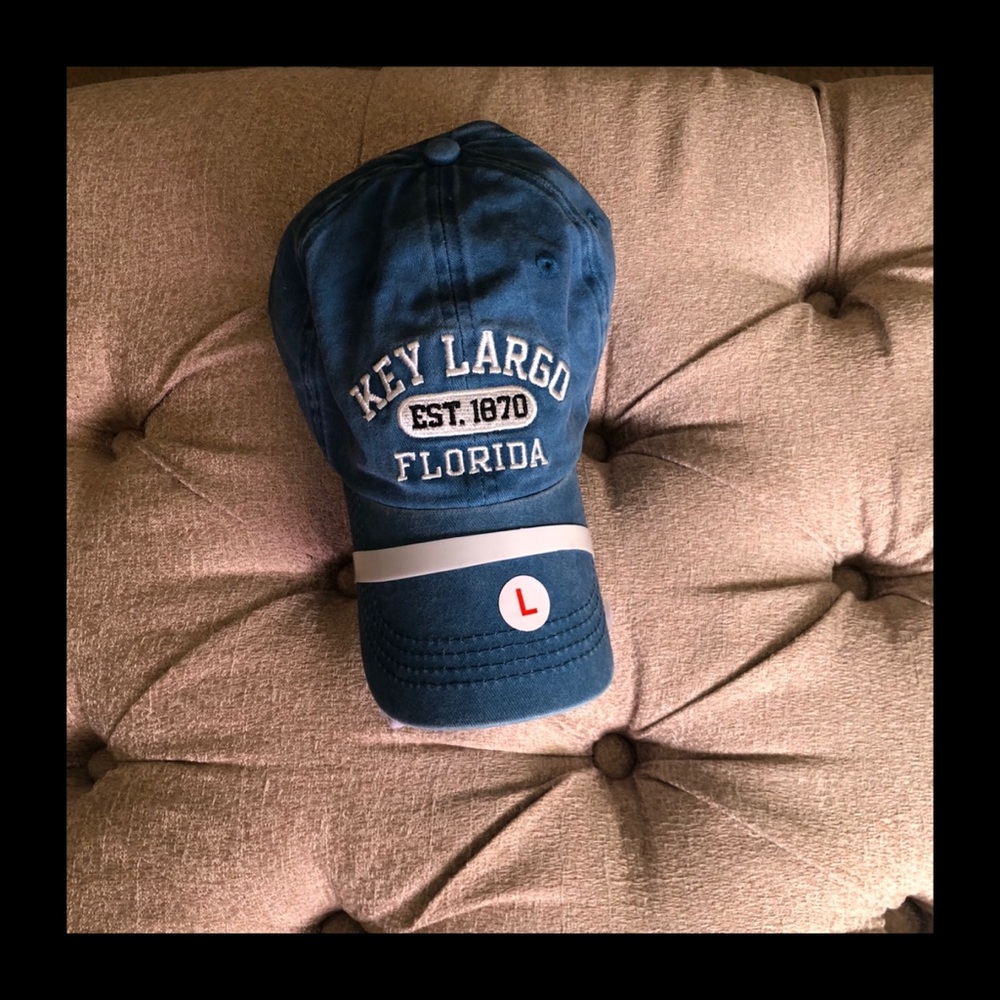 NWT Crazy Apparel Key Largo Logo Matching T-Shirt and Hat Combo